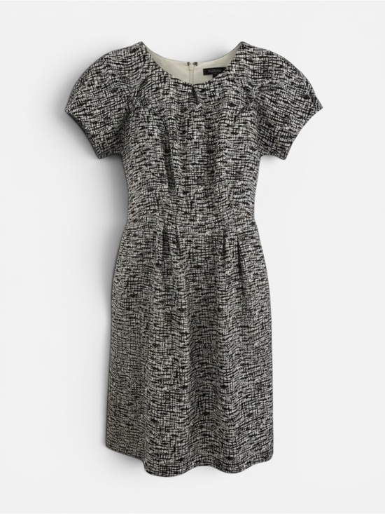 Banana Republic Dresses & Skirts - Banana Republic 100% Silk Printed Sheath Dress – Petite 0P